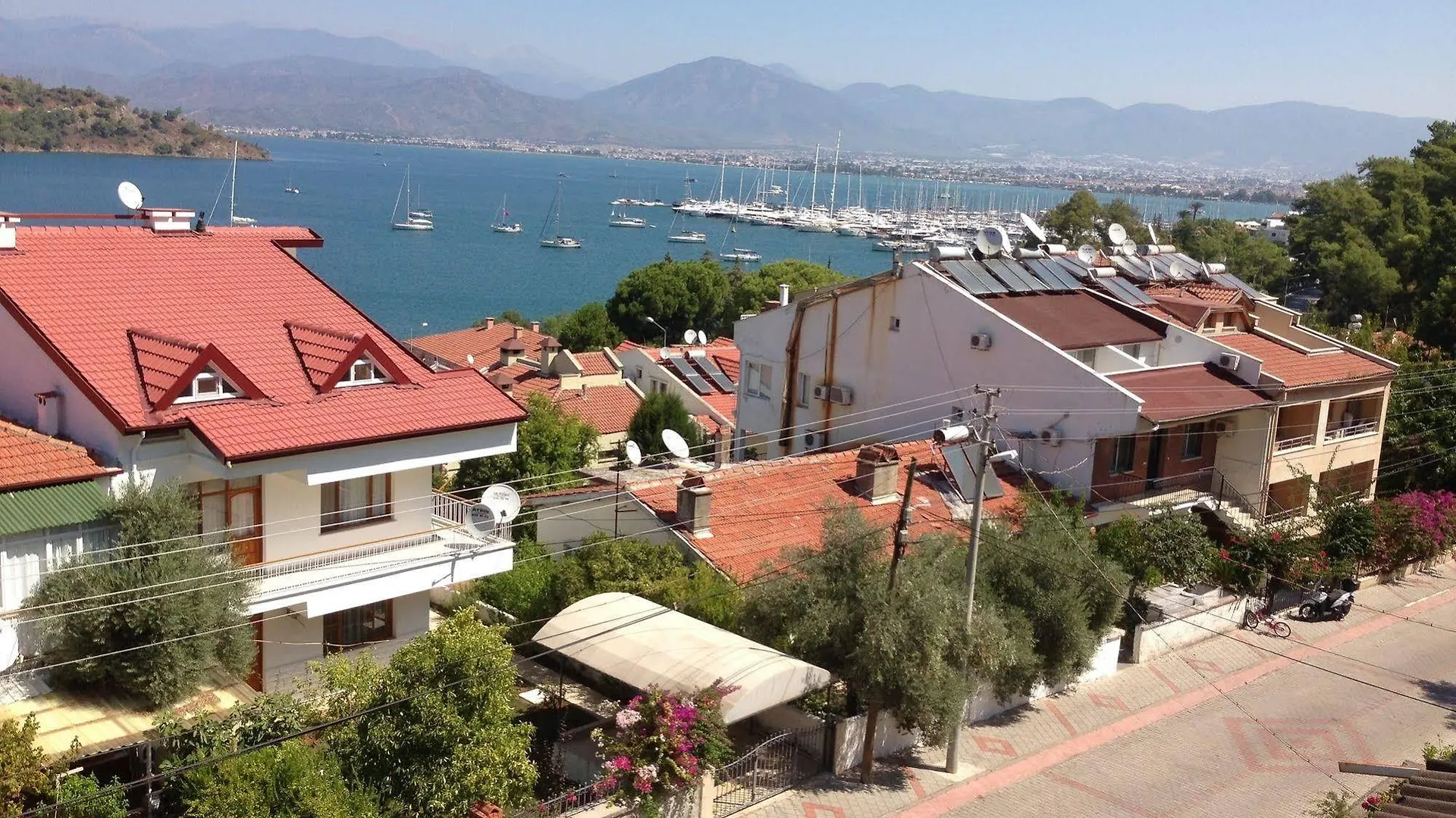 Ferah Hostel Monica'S Place Fethiye