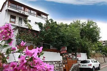 Ferah Hostel Monica'S Place Fethiye