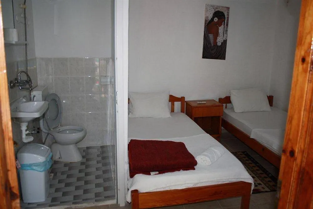 Ferah Hostel Monica'S Place Fethiye 0*,