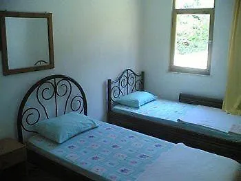 Ferah Hostel Monica'S Place Fethiye