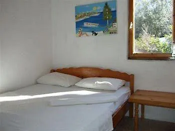 Ferah Hostel Monica'S Place Fethiye