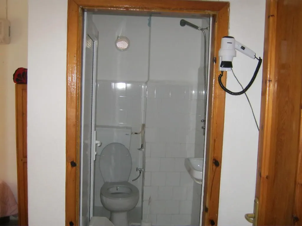 Ferah Hostel Monica'S Place Fethiye