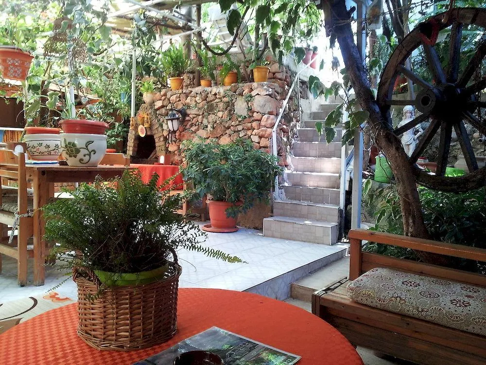 Ferah Hostel Monica'S Place Fethiye 0*,