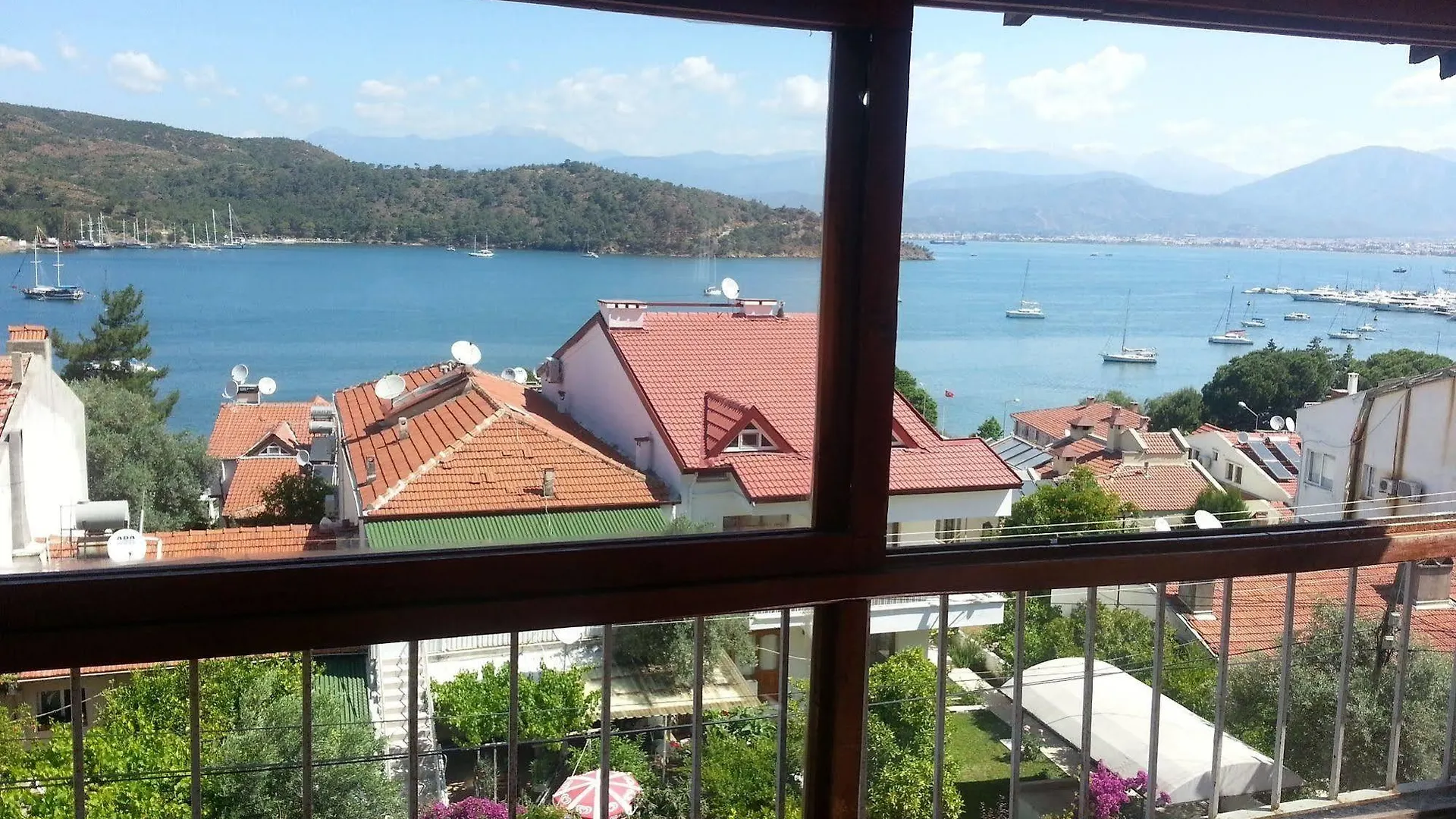 Ferah Hostel Monica'S Place Fethiye
