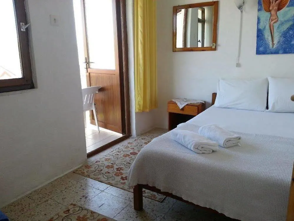 Ferah Hostel Monica'S Place Fethiye